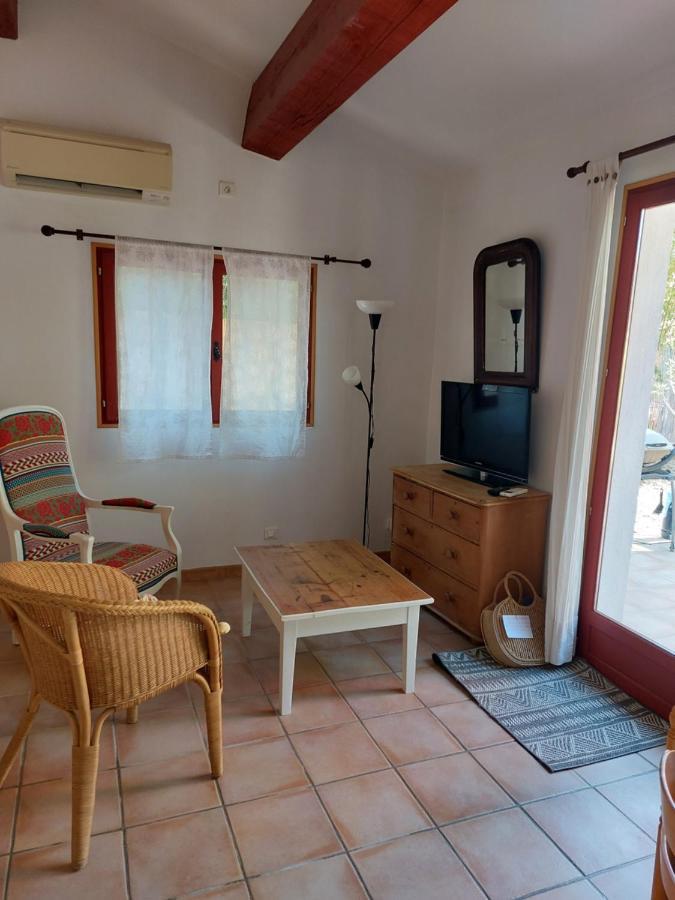 Petite Maison Entre Sanary Et Bandol Exterior foto